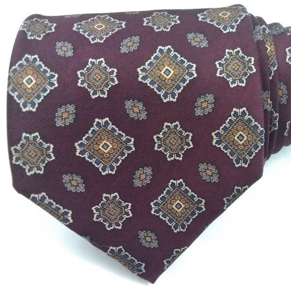 Jos. A. Bank Mens 100% Silk Tie Handmade
